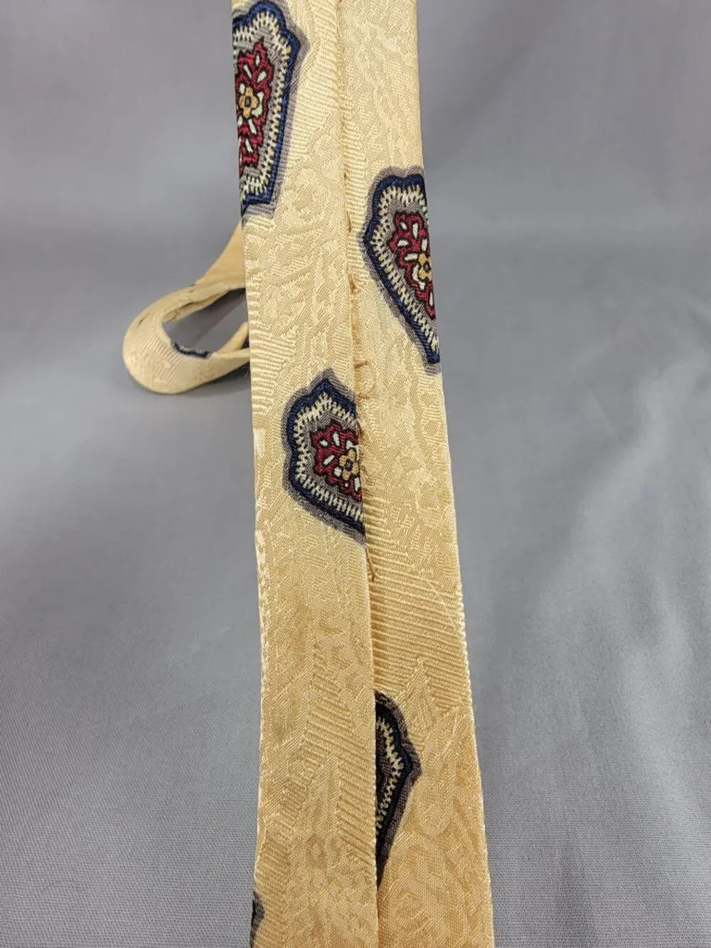 Vtg Robert Talbott Best of Class Silk Necktie Tie Mens Yellow Red Geometric USA